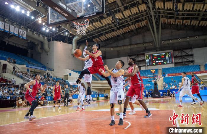 NBL季后赛首轮开幕：安徽文一主场力擒香港金牛