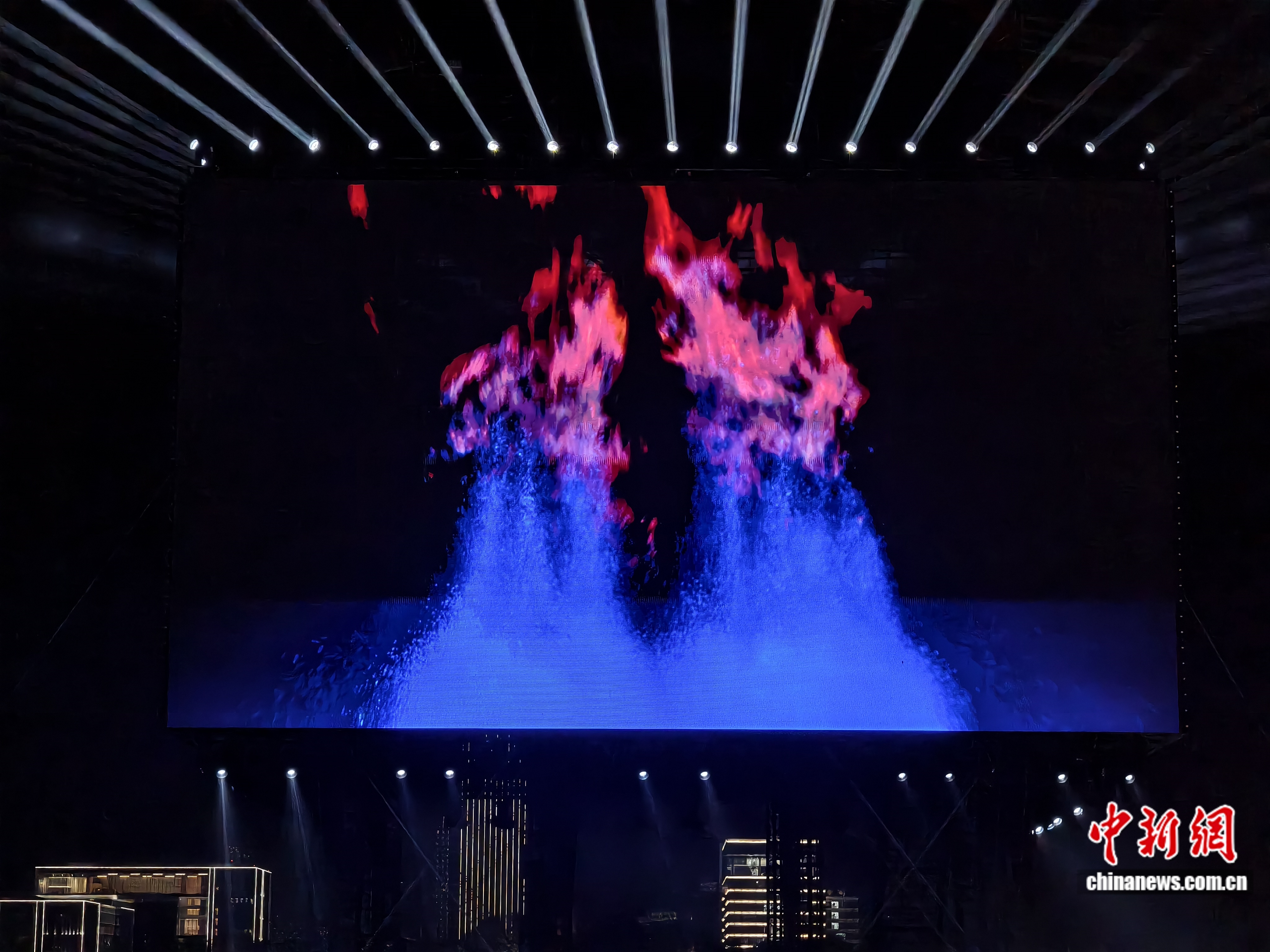 中国滑水健儿点燃成都世