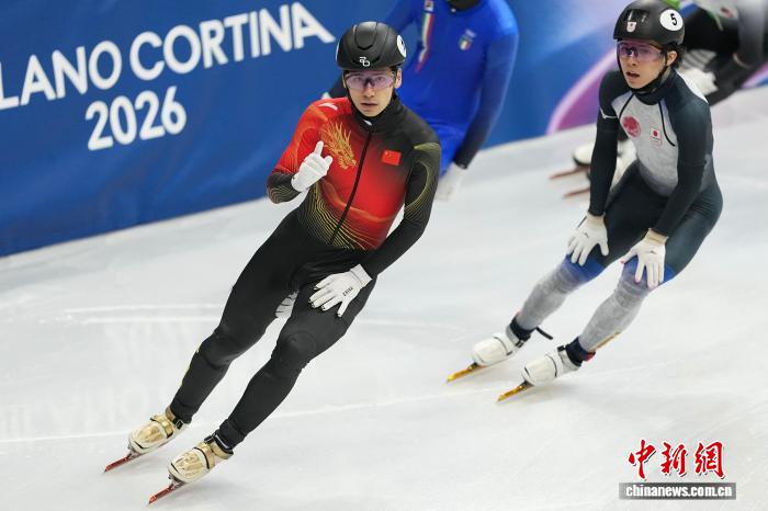 刘少昂米兰冬奥会短道速滑男子1000米预赛夺冠晋