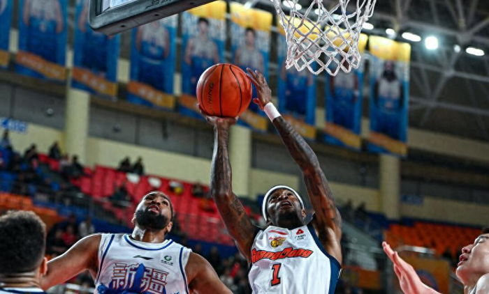 CBA第二阶段三大冷门：广东新疆惊天逆转 深圳辽