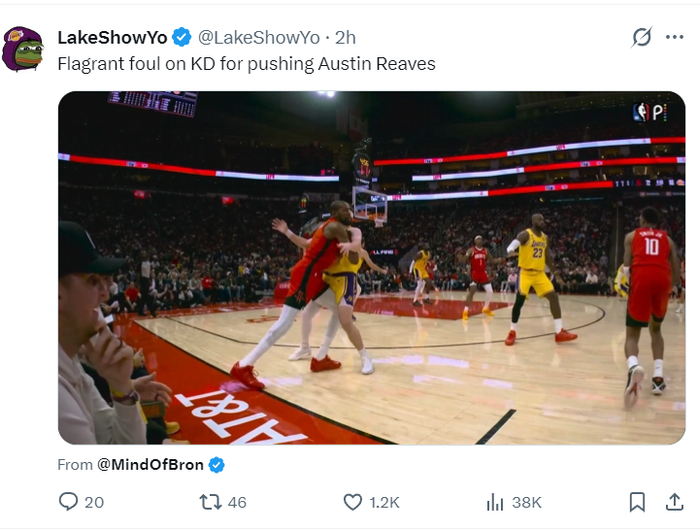 杜兰特下半场崩盘 火箭惨败湖人