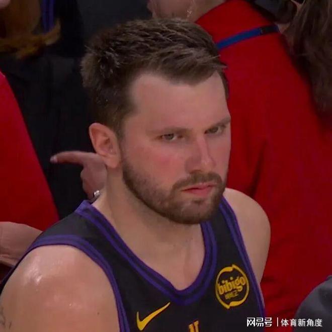 东契奇41分助湖人轻取篮网 禁赛风波引热议