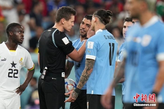 苏亚雷斯告别世界杯：乌拉圭憾负加纳遭淘汰